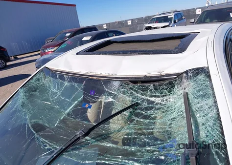 2013 Mercedes-Benz E 350 из США, поврежденный, VIN WDDHF5KB2DA690188